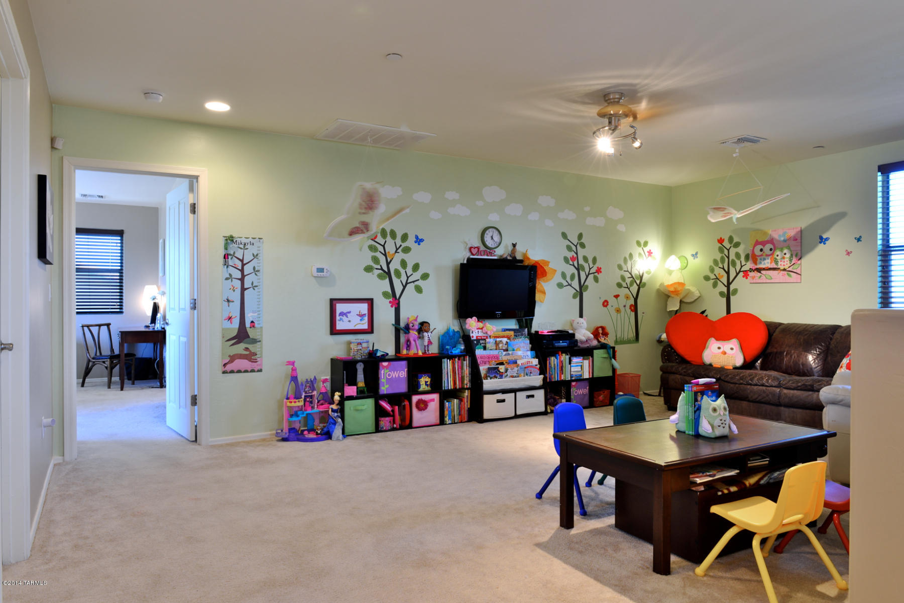 11293 N Adobe Village Place