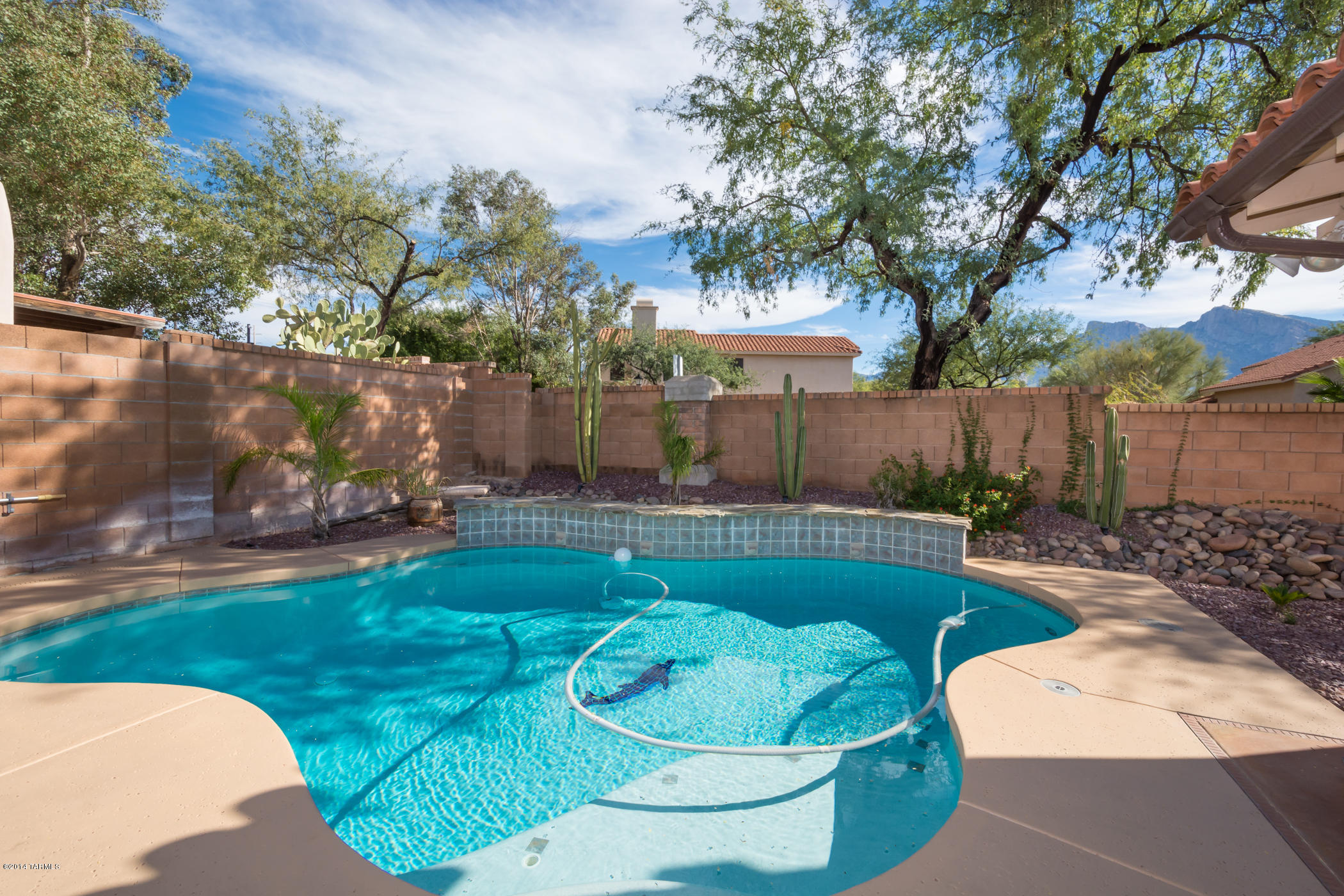 10375 Fox Croft Lane