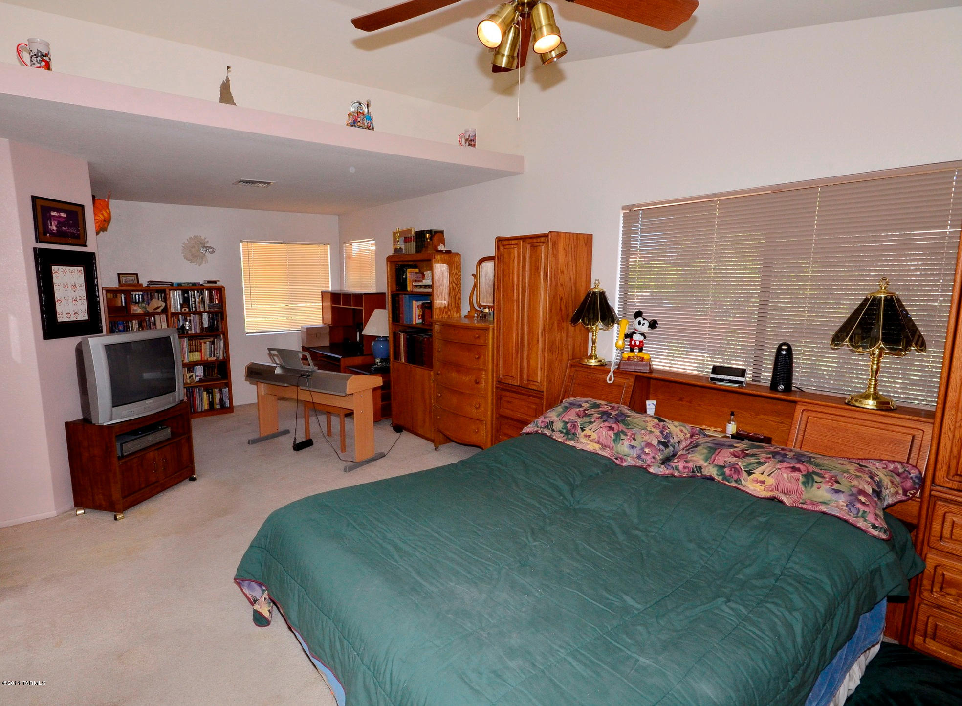 9182 N Alabaster Place