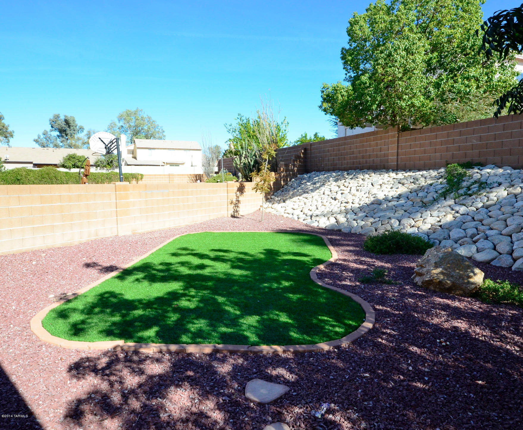 9182 N Alabaster Place