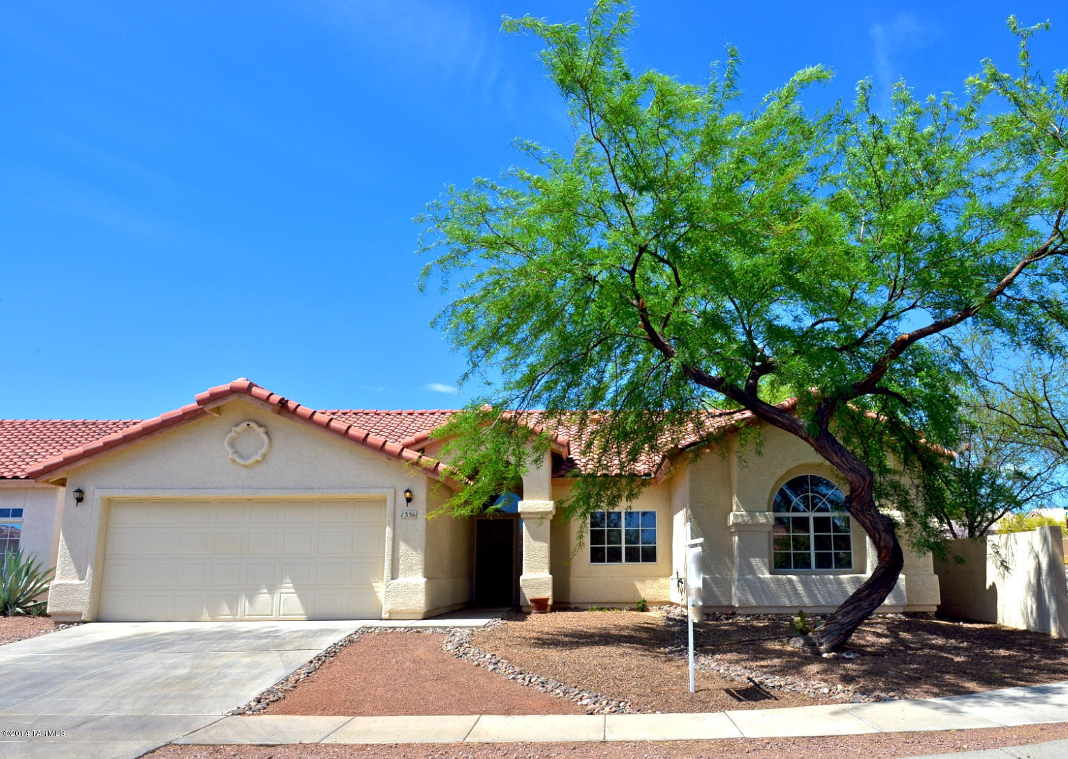 1336 W Valley Ridge Place