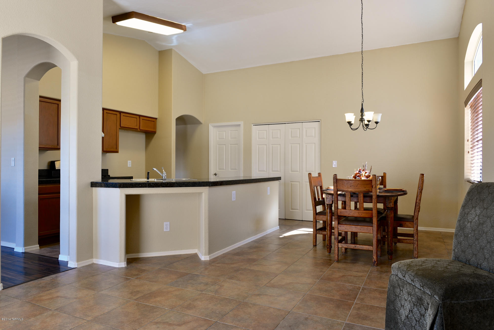 1336 W Valley Ridge Place