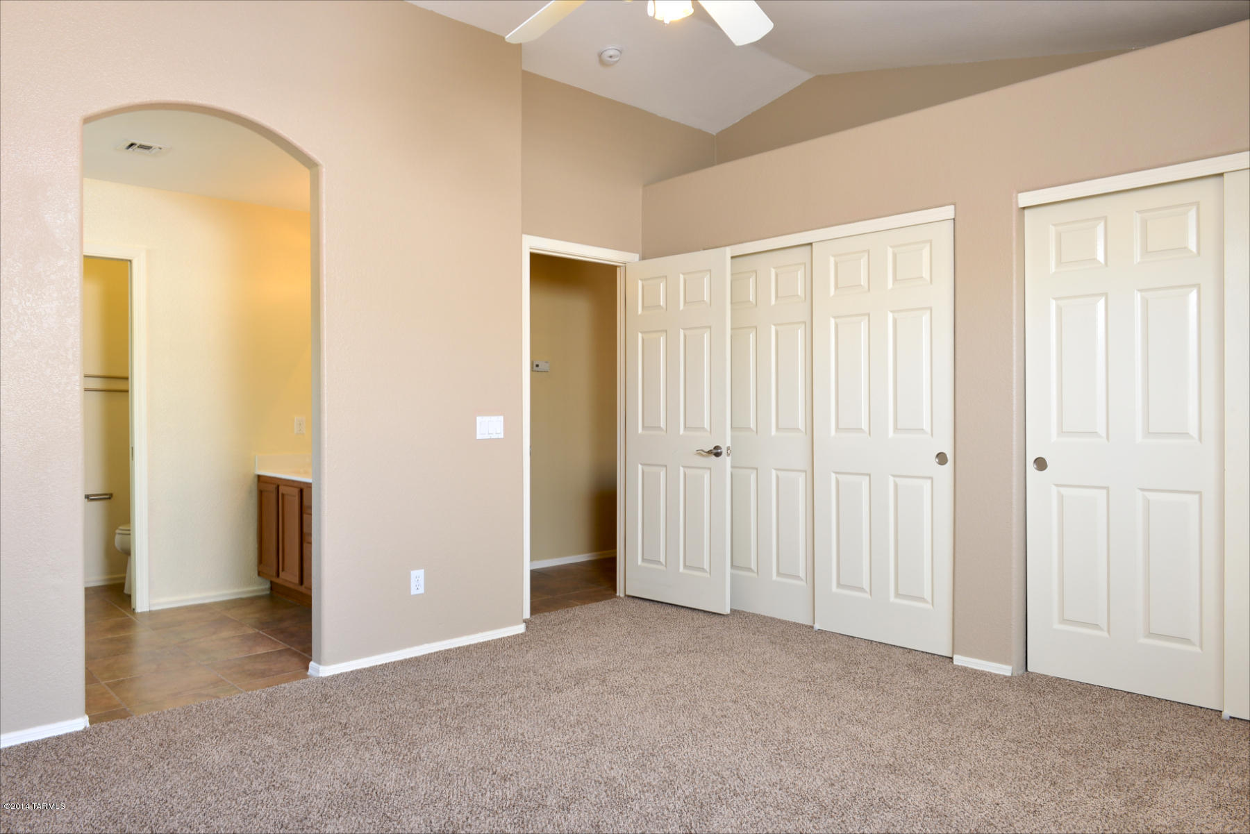 1336 W Valley Ridge Place