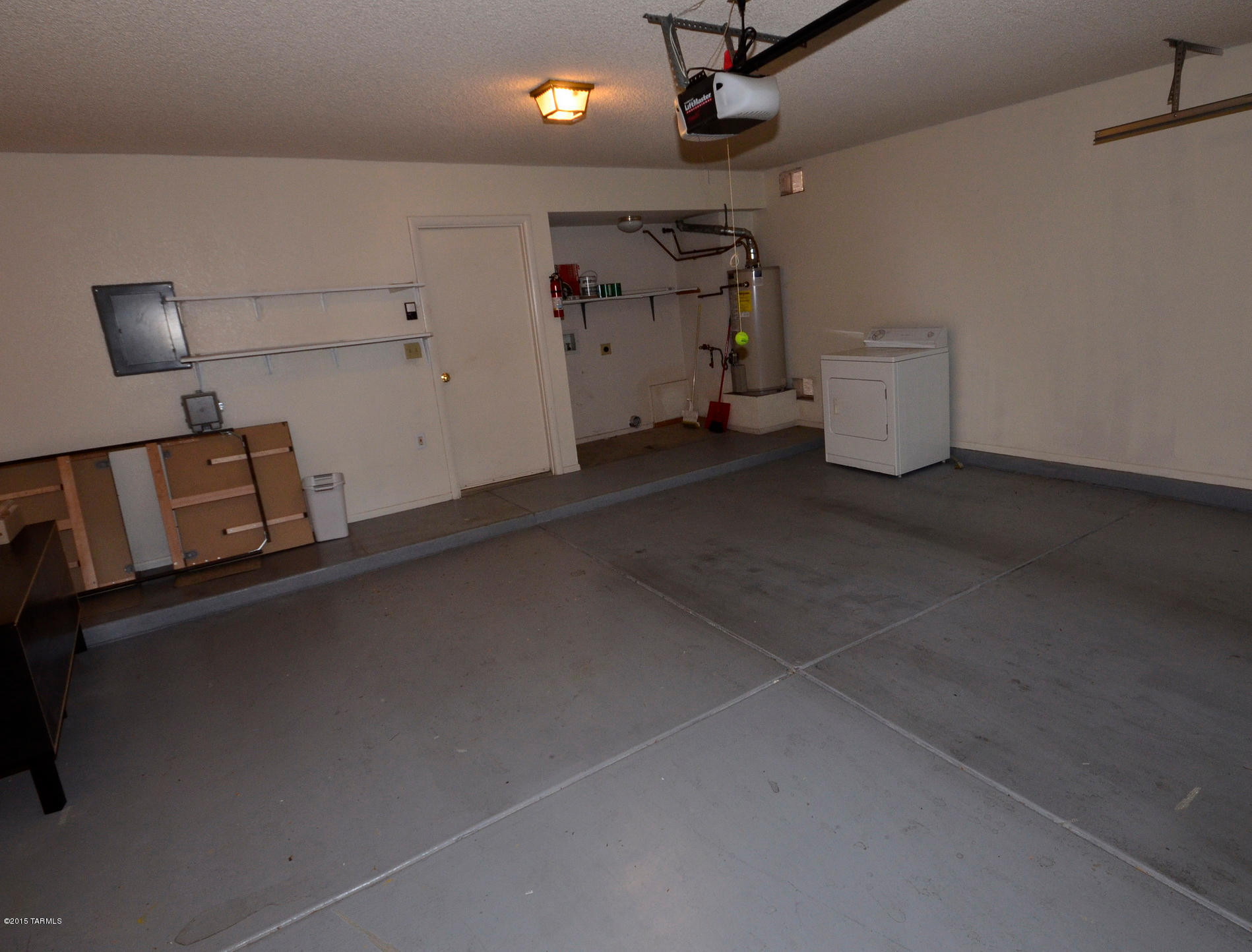 8590 E Pembrook Drive