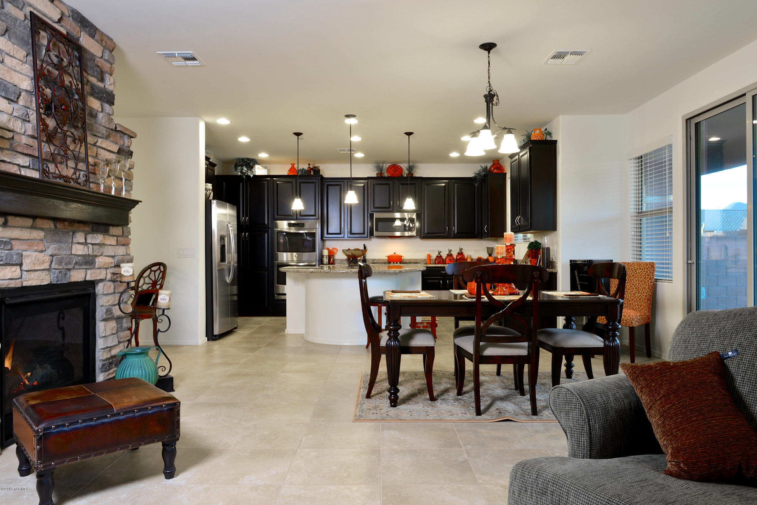 3428 W Tailfeather Drive