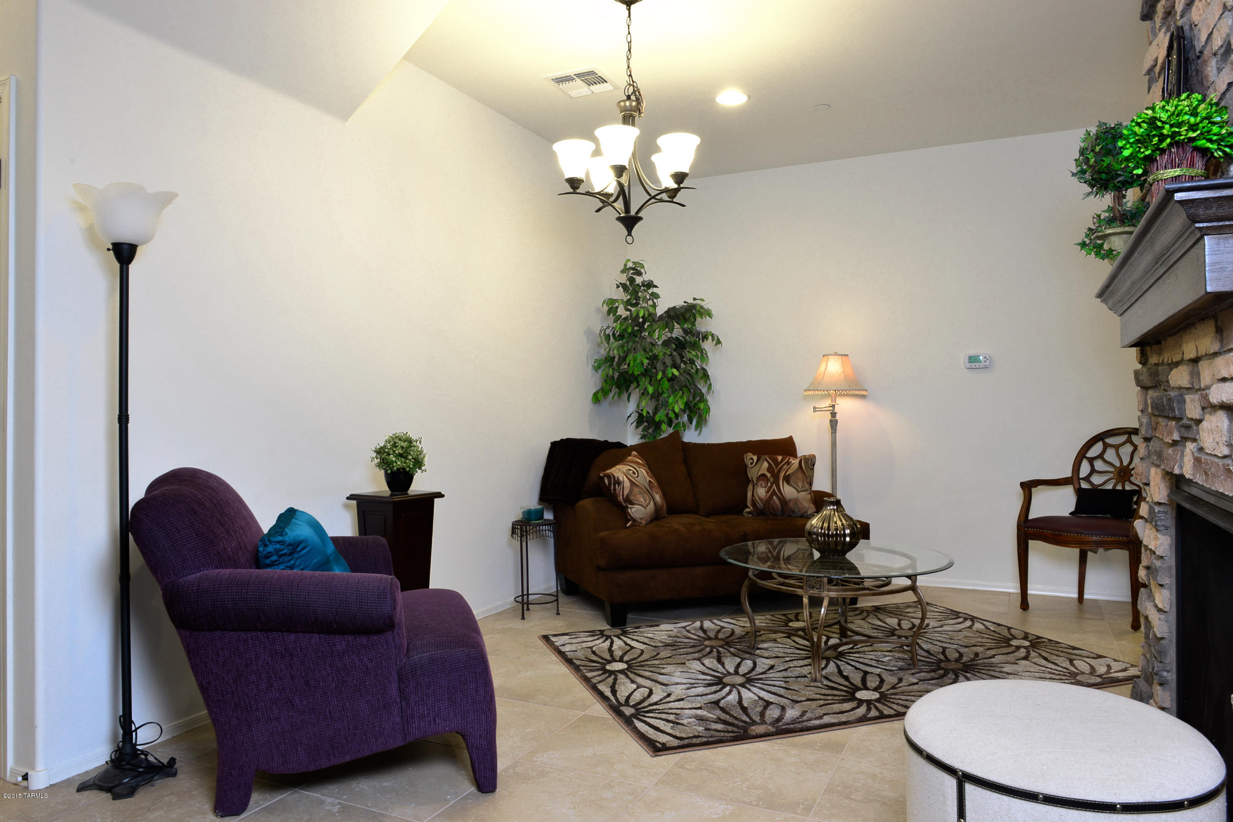 3428 W Tailfeather Drive