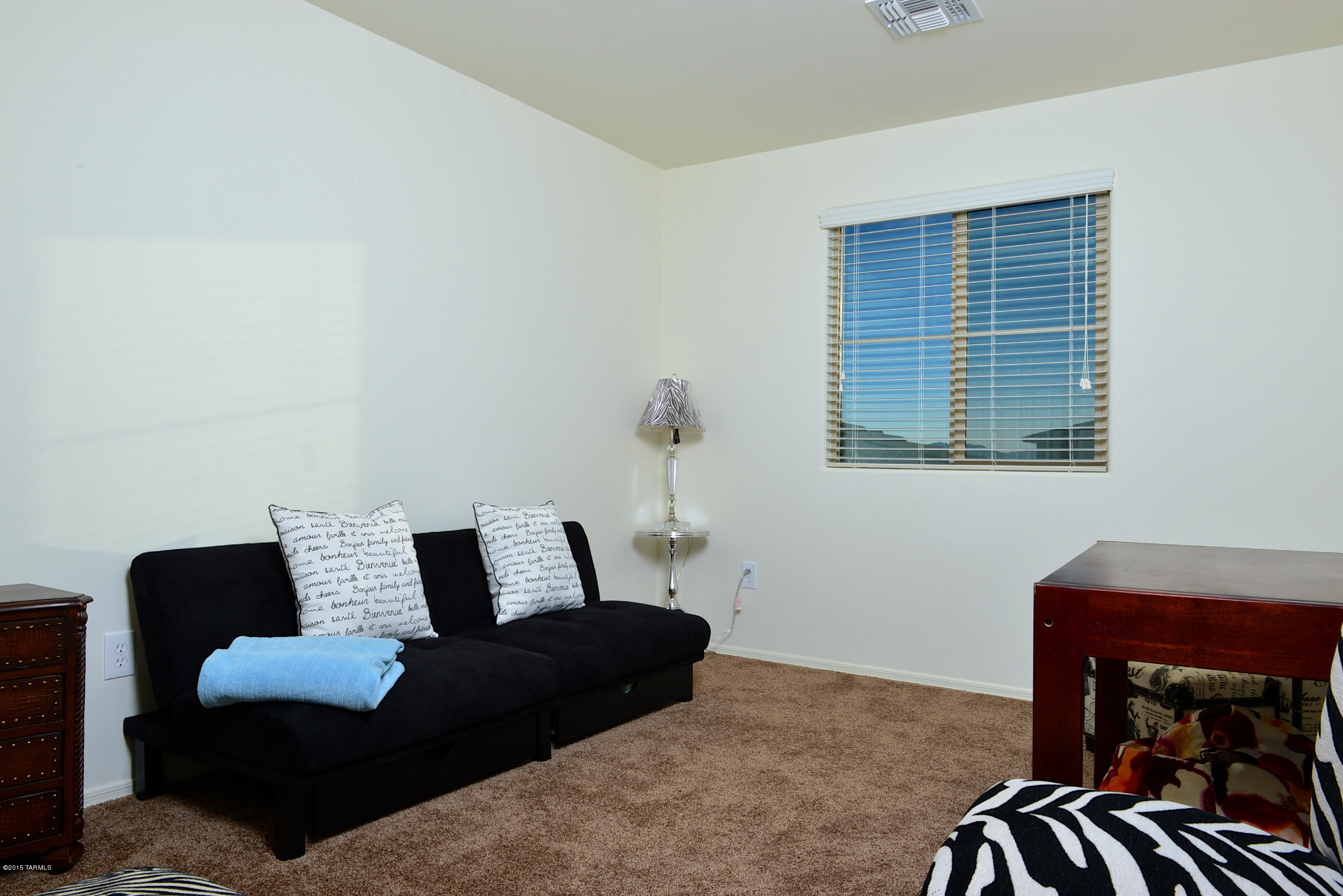 3428 W Tailfeather Drive