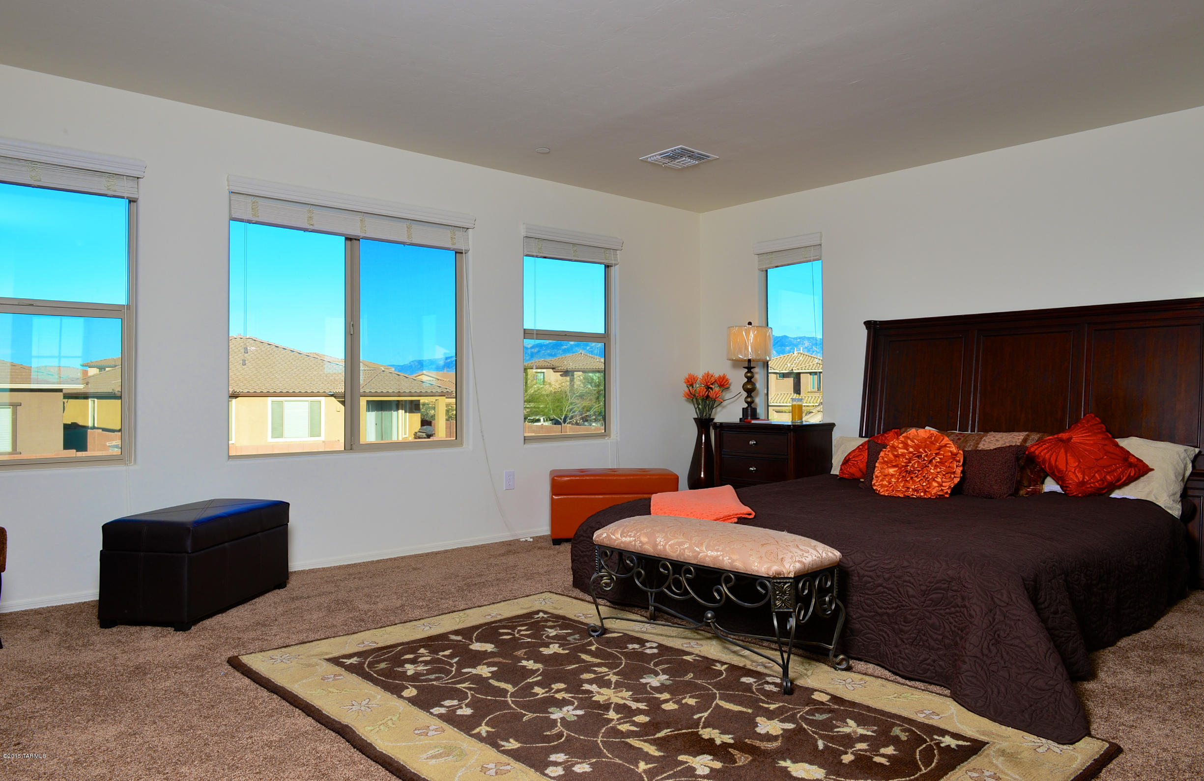 3428 W Tailfeather Drive