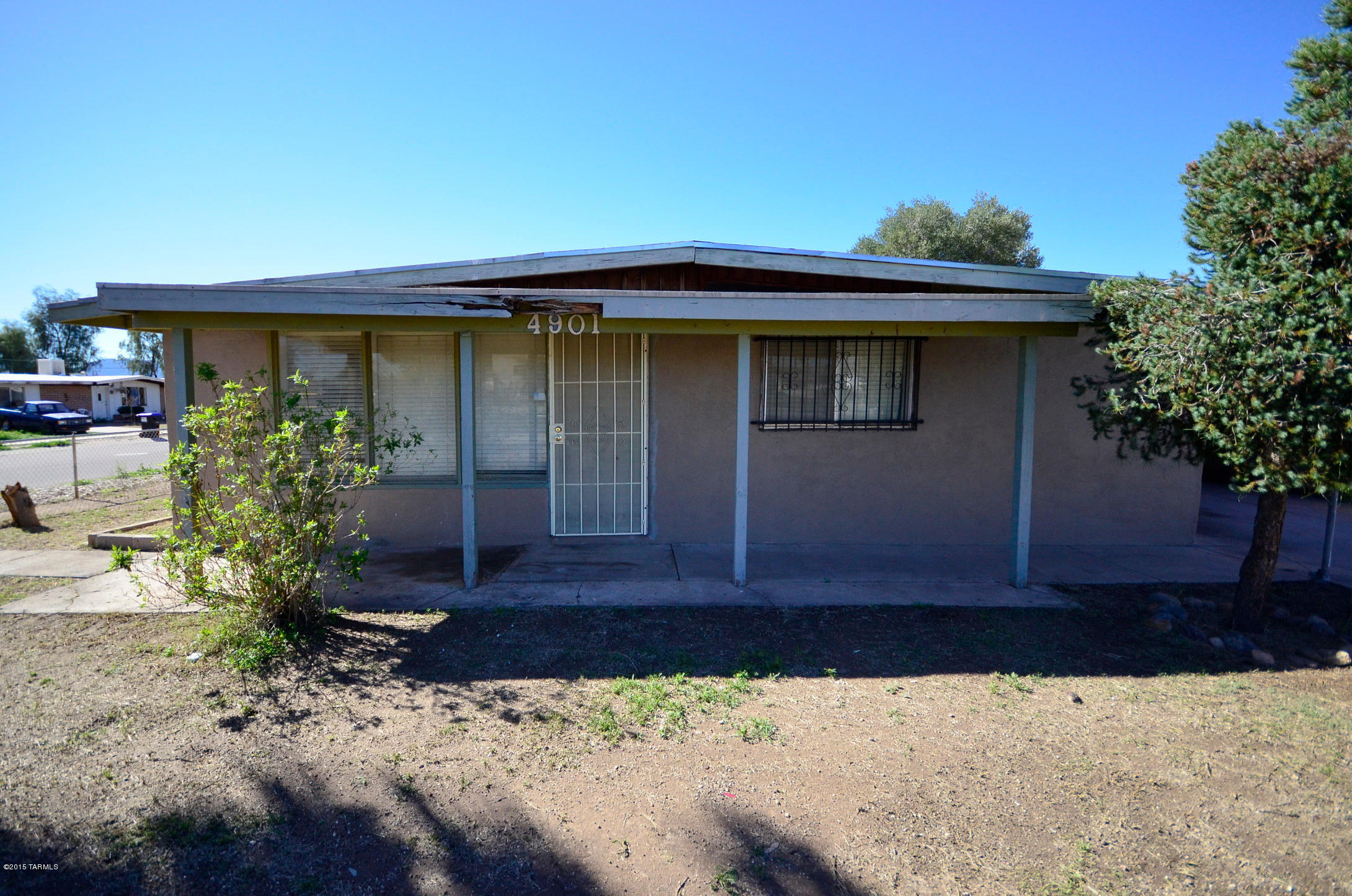 4901 N La Cholla Boulevard