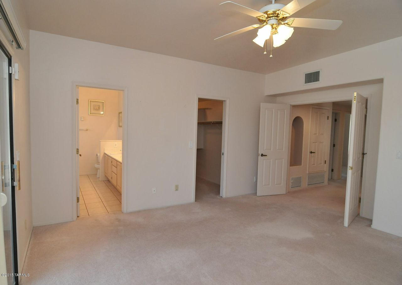 9911 N Sumter Creek Place