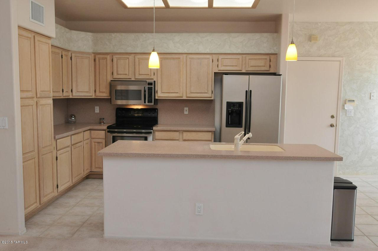 9911 N Sumter Creek Place