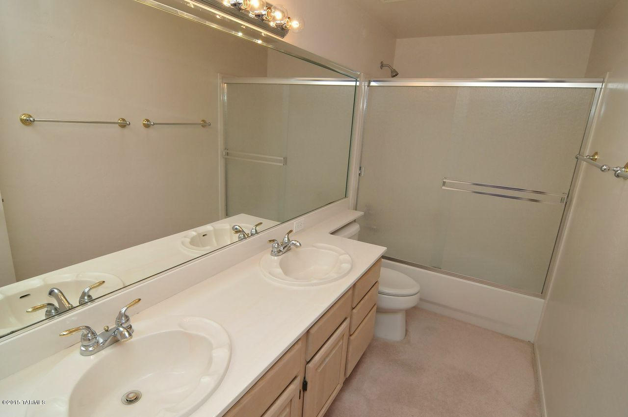 9911 N Sumter Creek Place