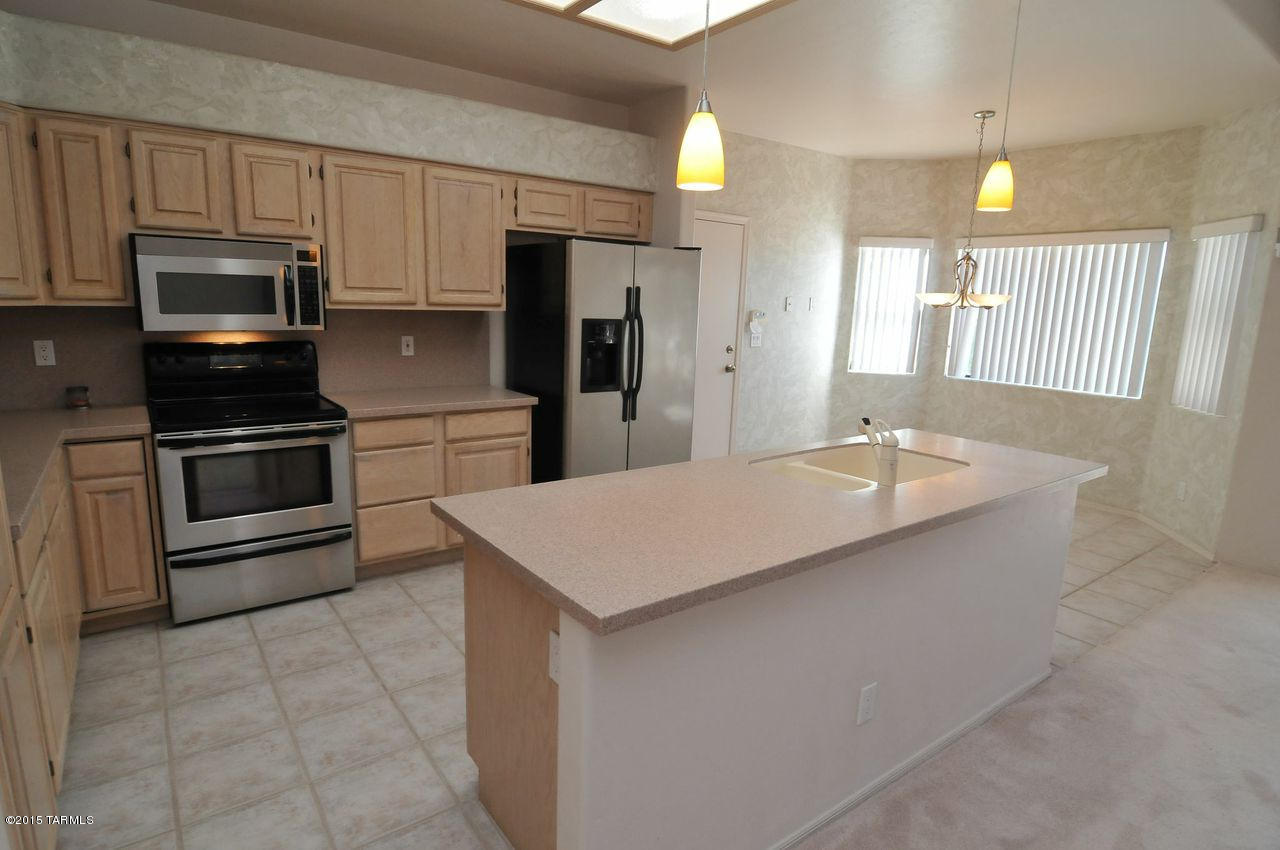 9911 N Sumter Creek Place