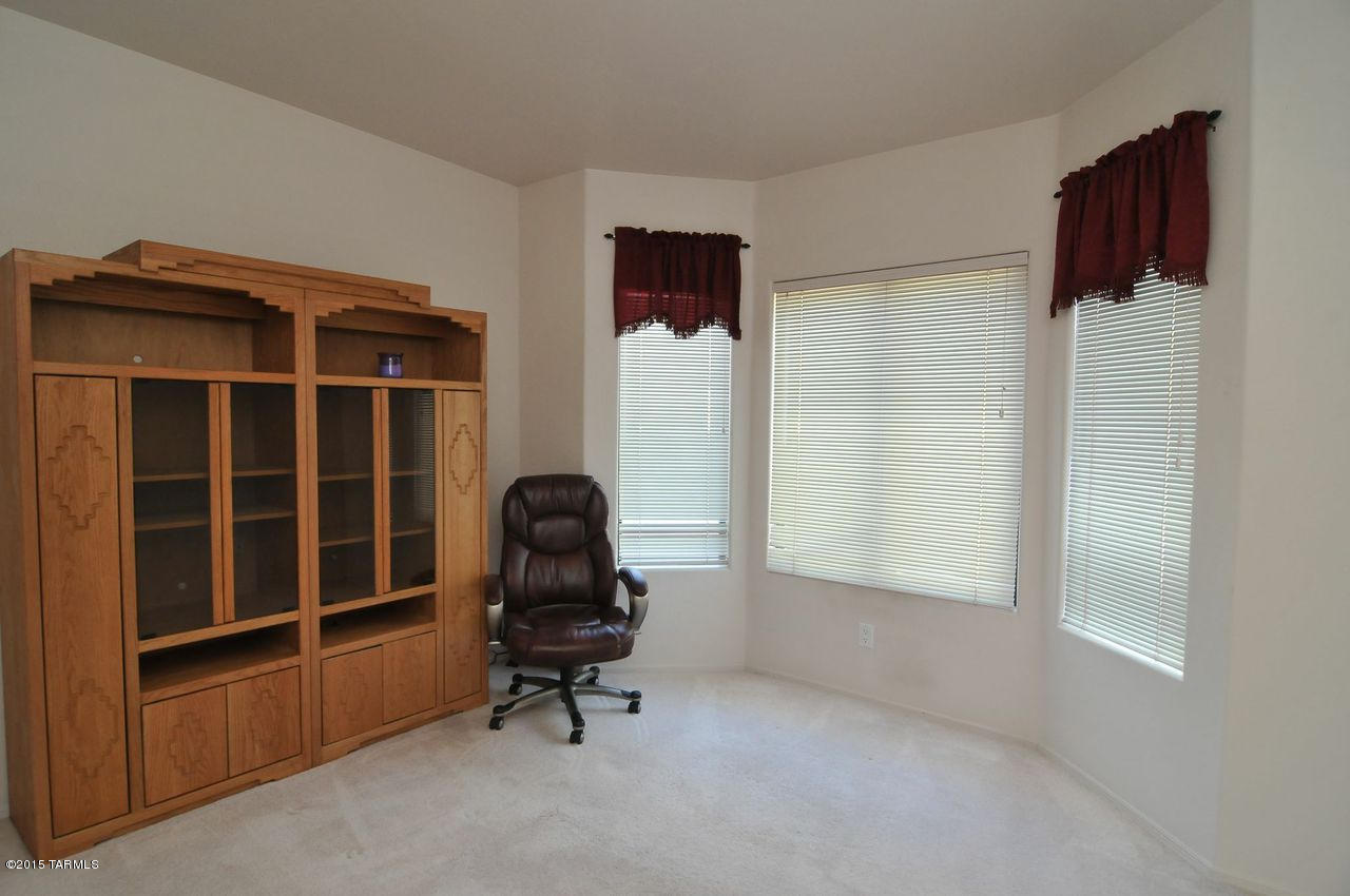 9911 N Sumter Creek Place