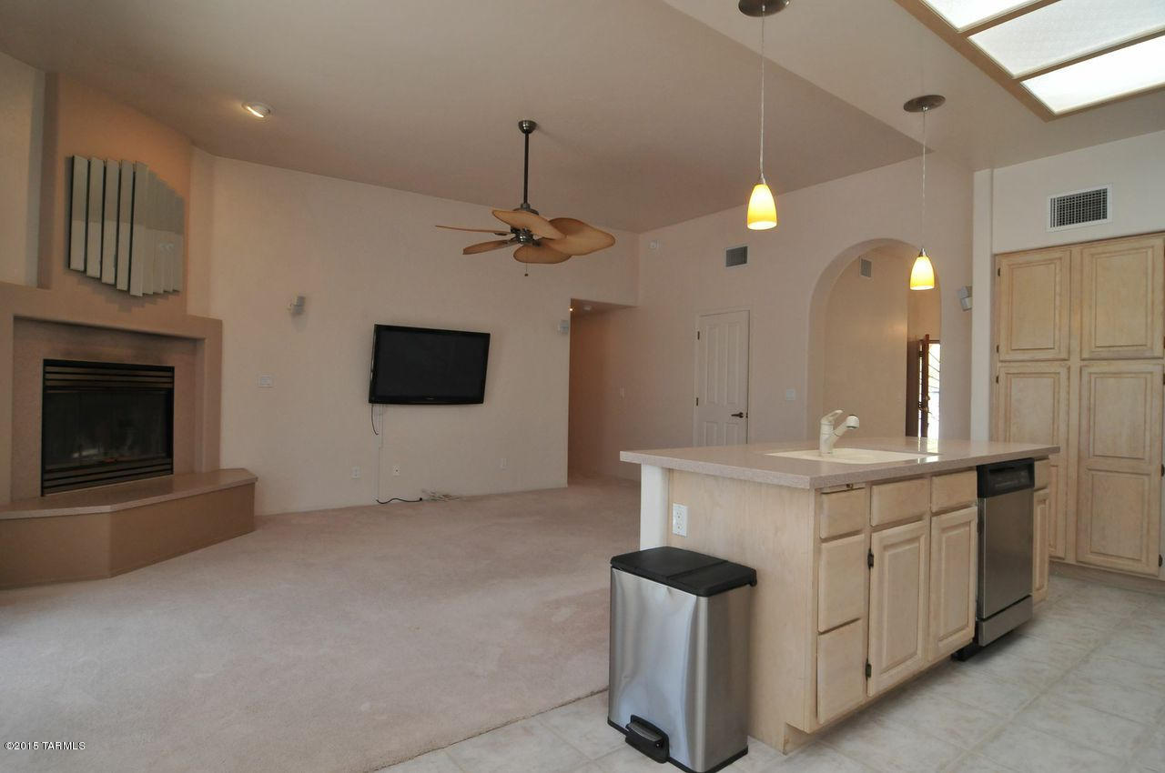 9911 N Sumter Creek Place