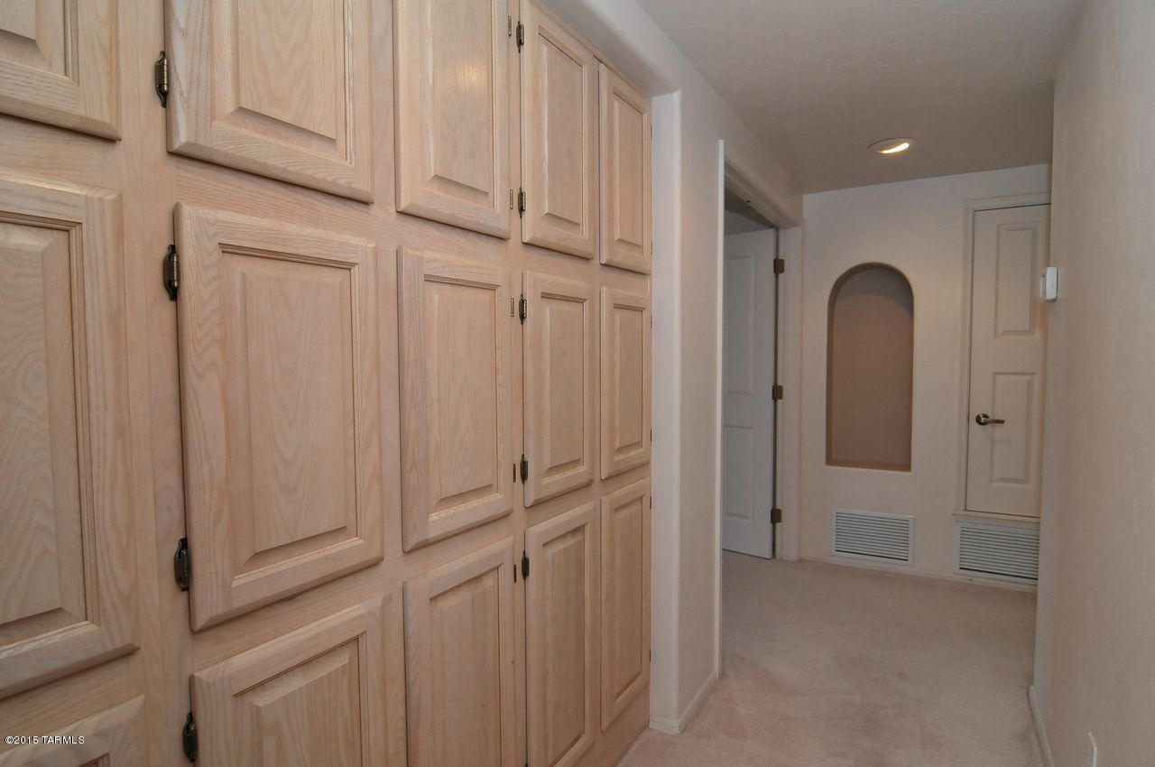 9911 N Sumter Creek Place