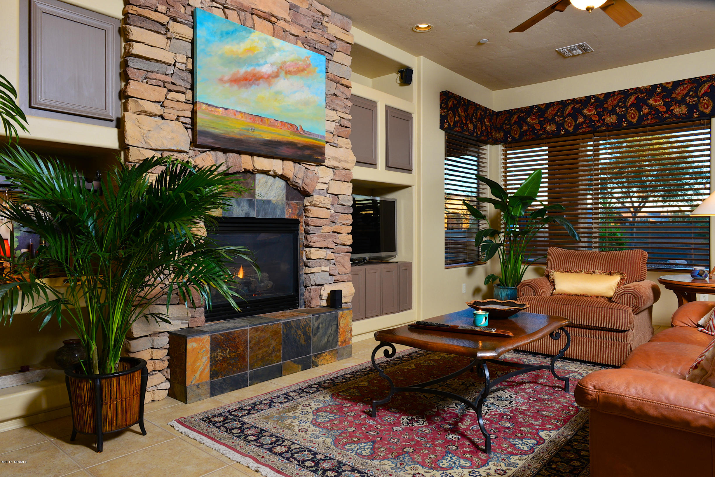 673 W Bright Canyon Drive