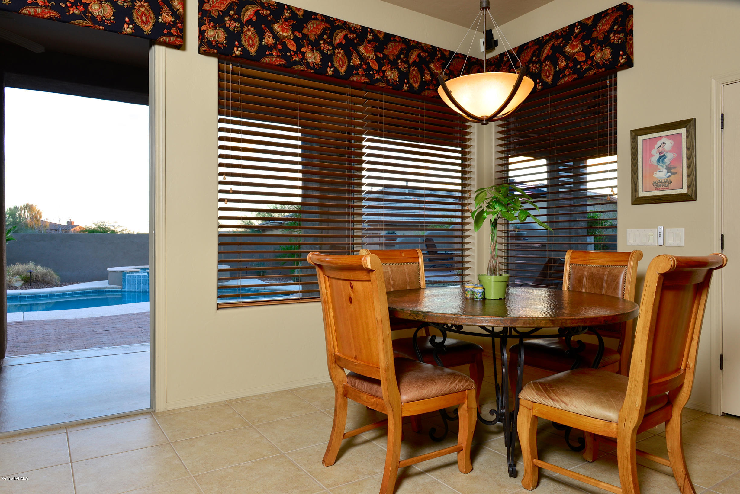 673 W Bright Canyon Drive