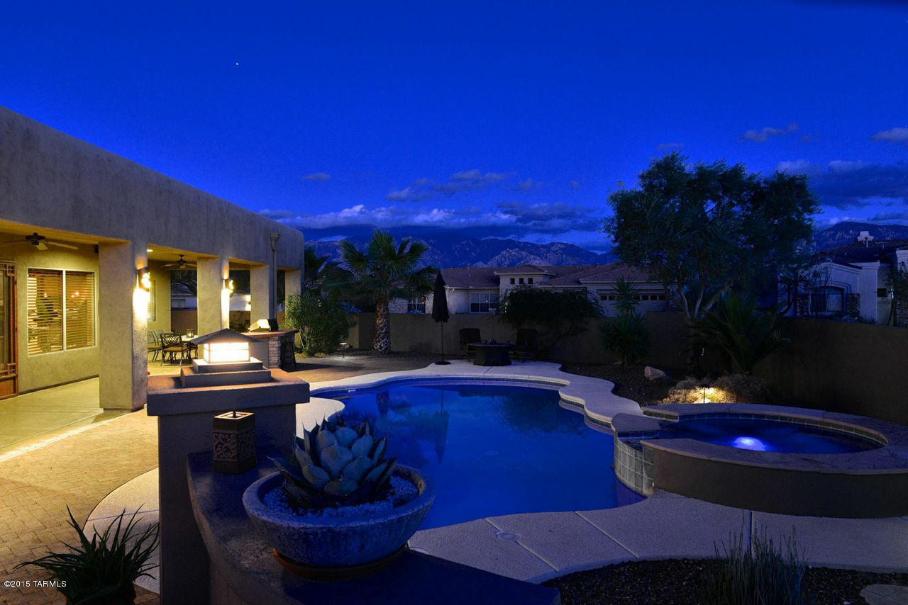 673 W Bright Canyon Drive