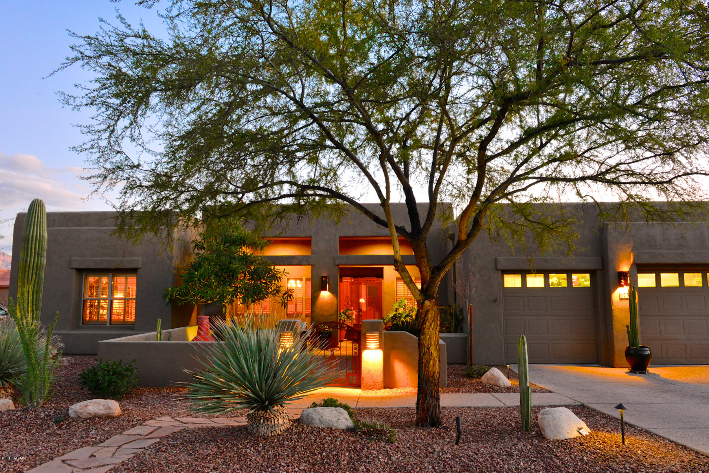 673 W Bright Canyon Drive