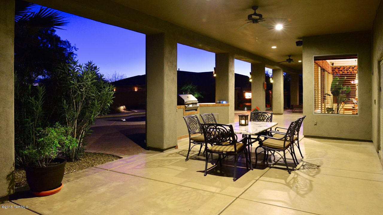 673 W Bright Canyon Drive