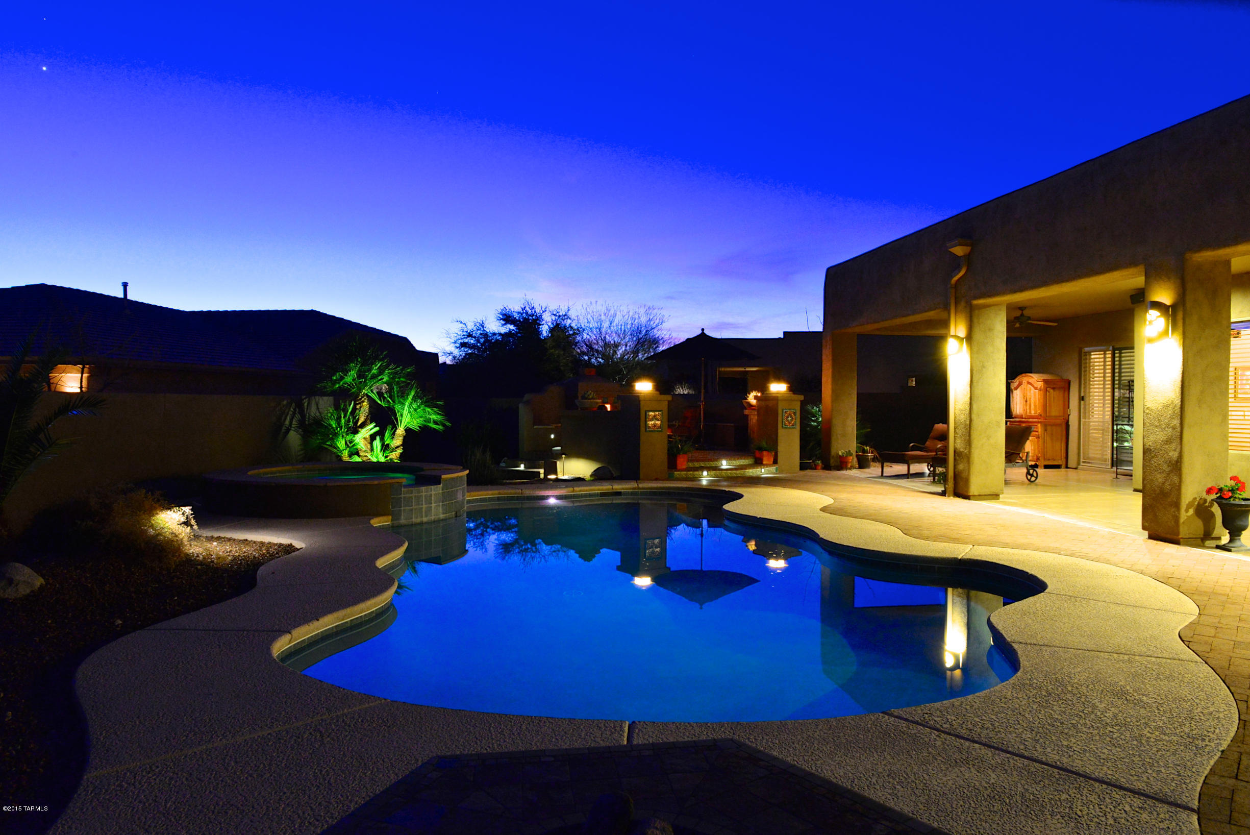 673 W Bright Canyon Drive