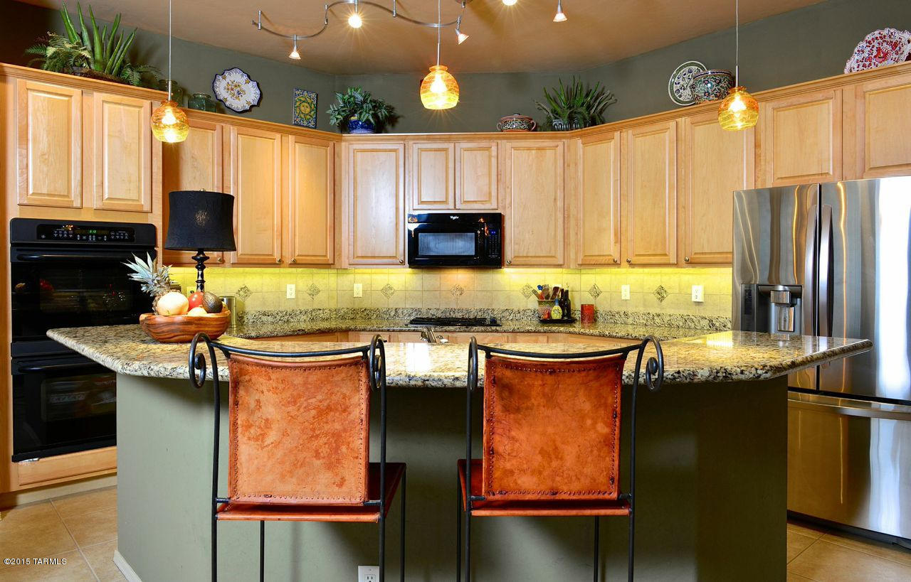 673 W Bright Canyon Drive