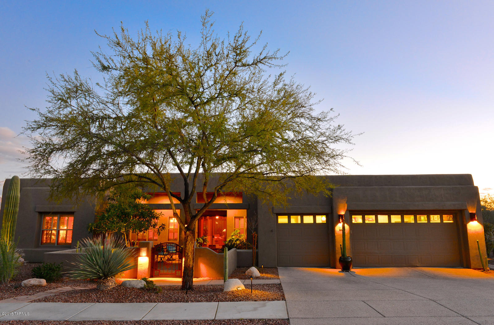 673 W Bright Canyon Drive