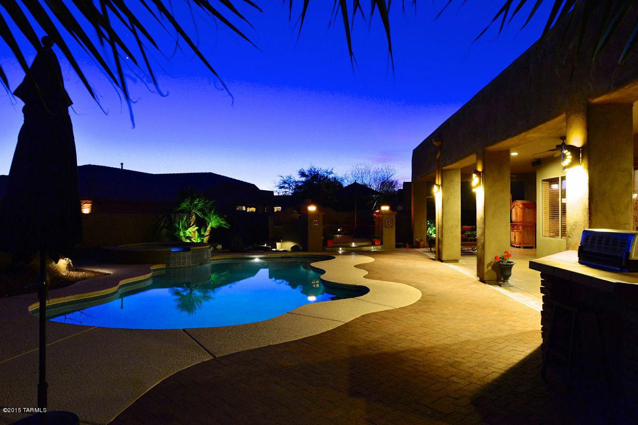 673 W Bright Canyon Drive