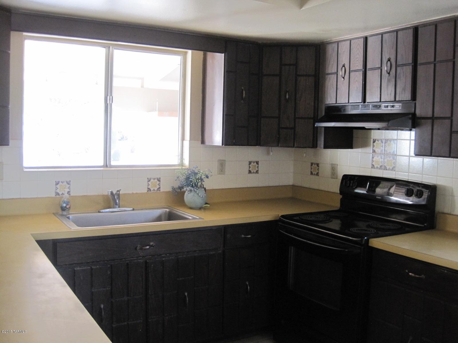 4445 N Avenida De Paz