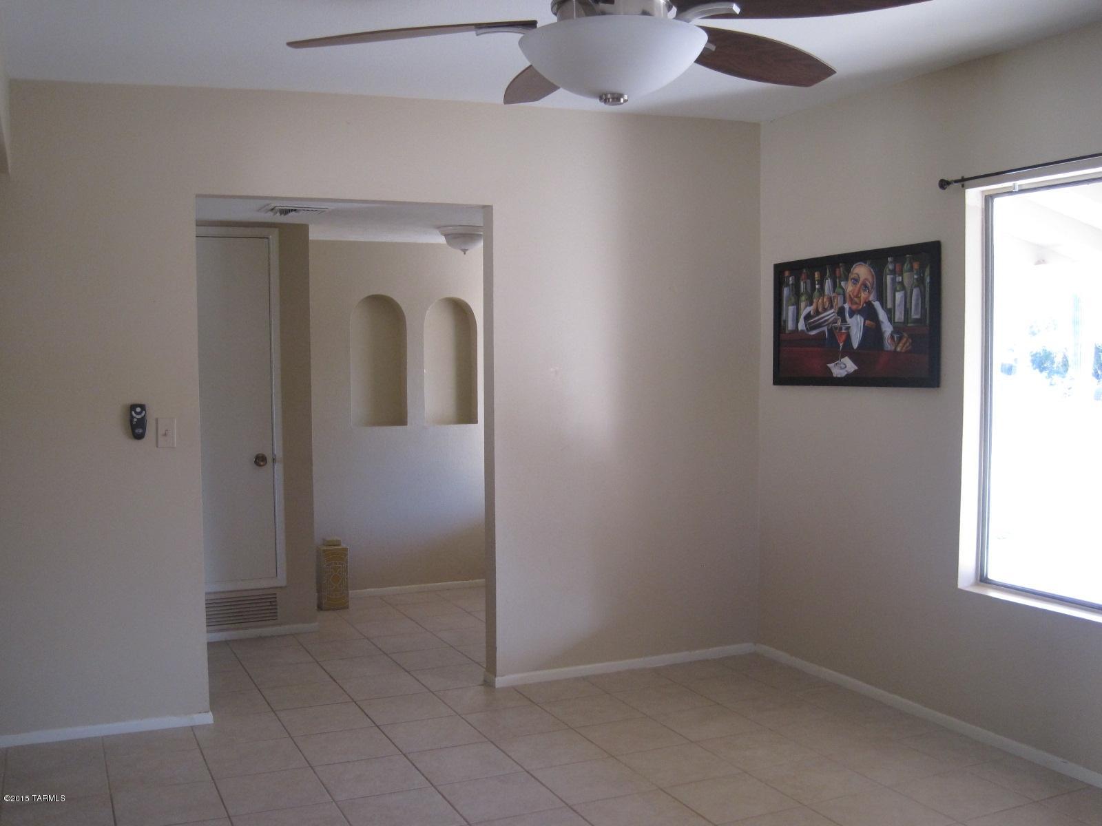 4445 N Avenida De Paz