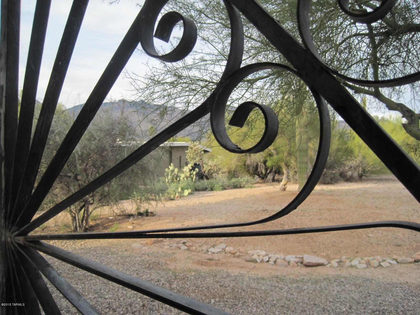 4445 N Avenida De Paz