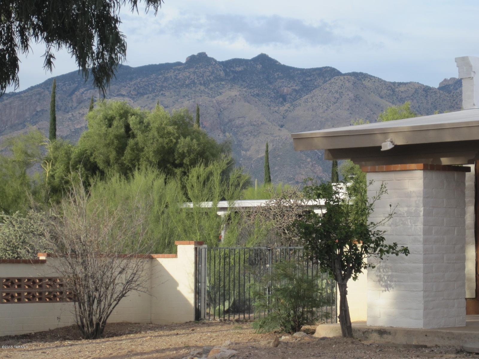 4445 N Avenida De Paz