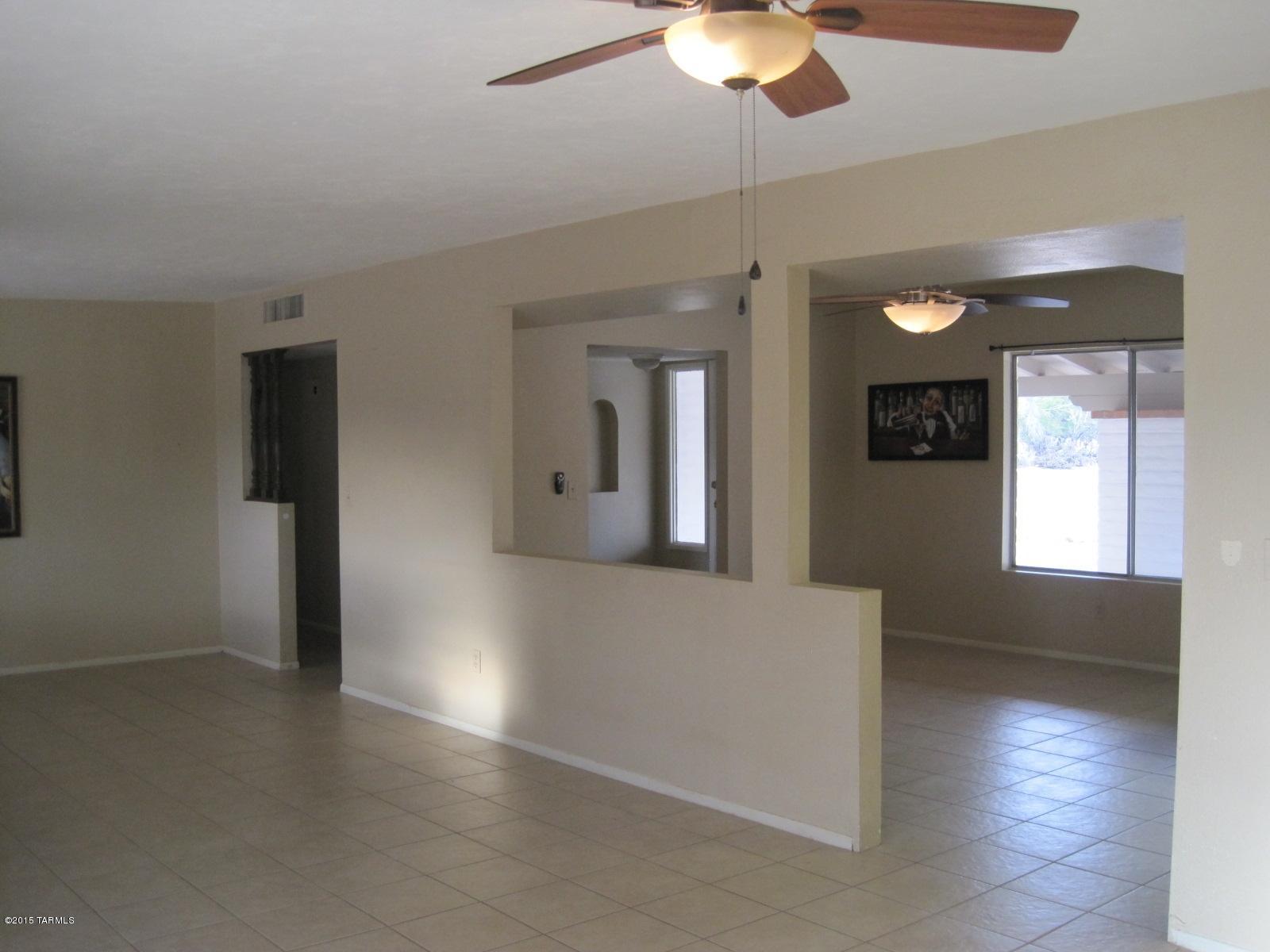 4445 N Avenida De Paz