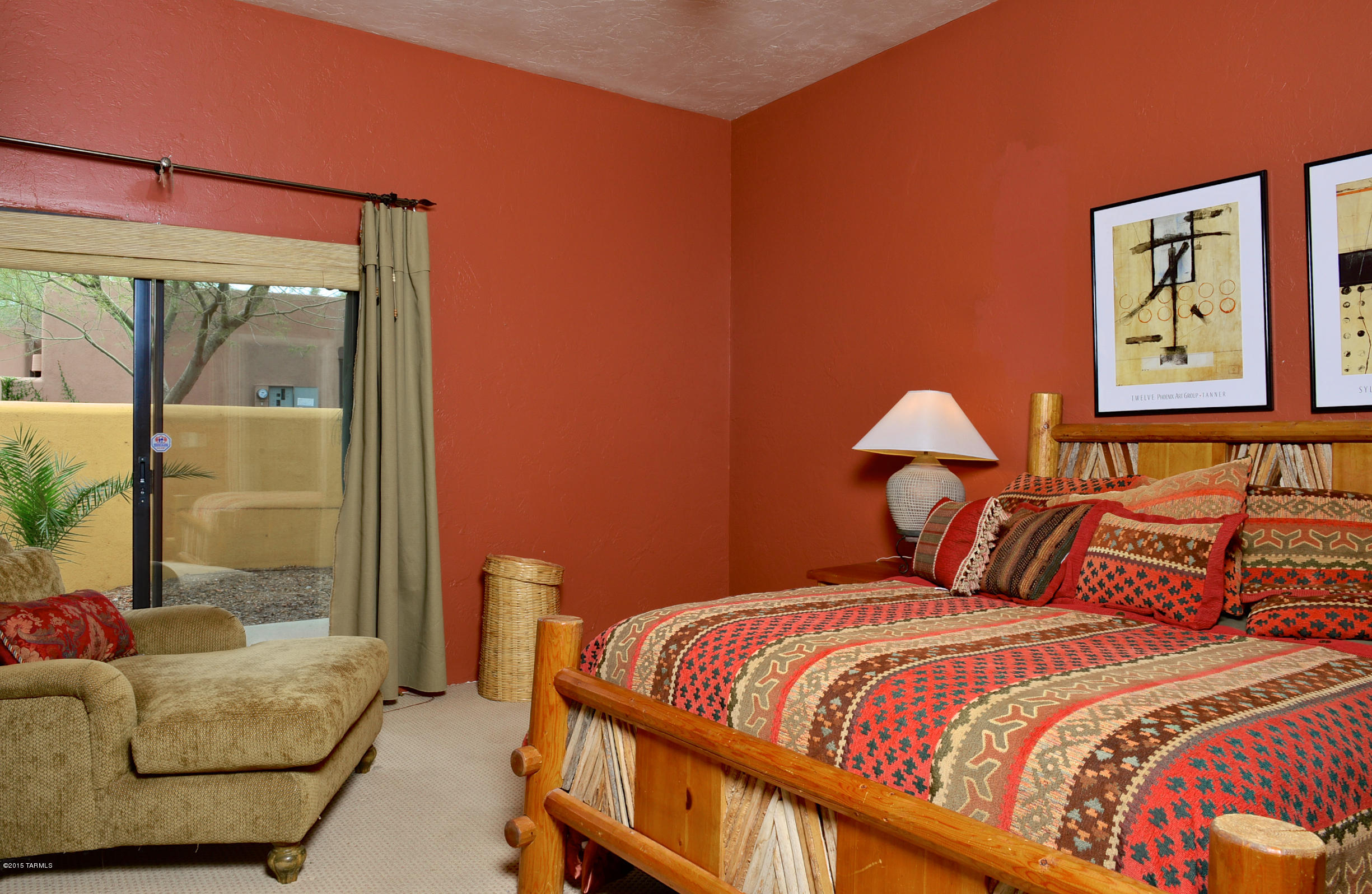 1605 W Chimayo Place