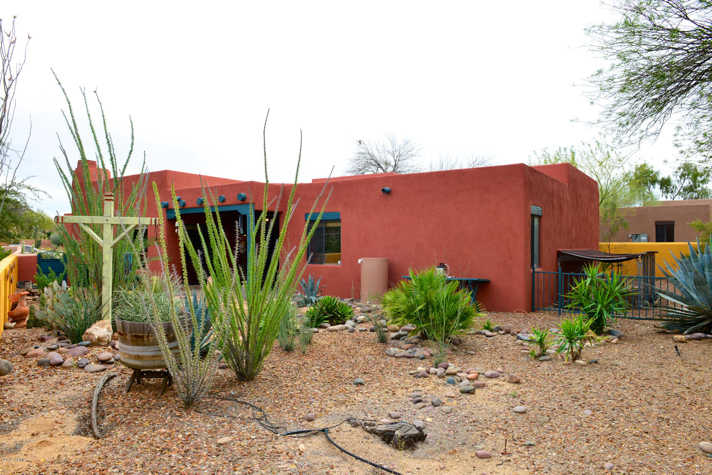 1605 W Chimayo Place