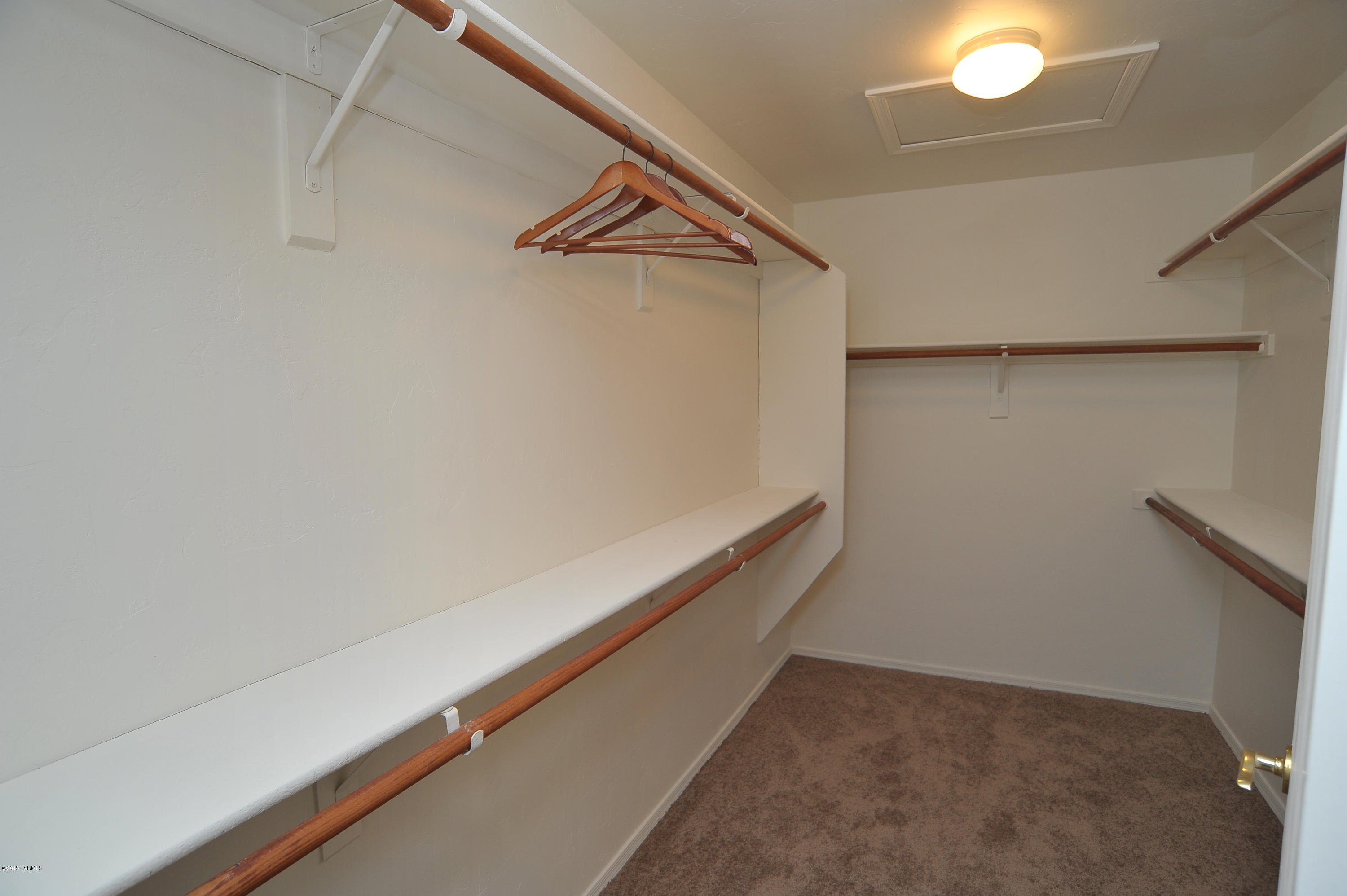 11912 N Centaurus Place