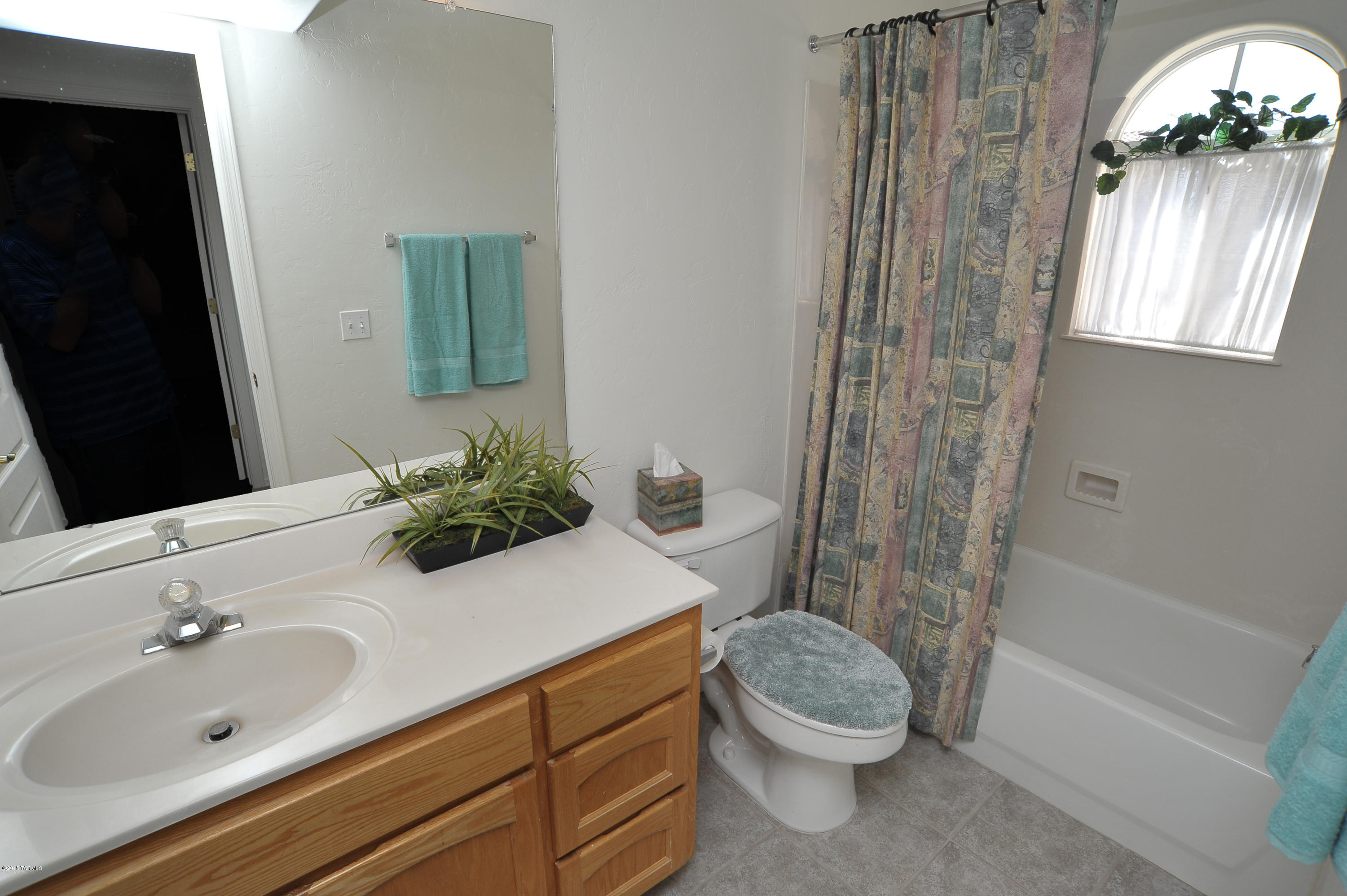 11912 N Centaurus Place