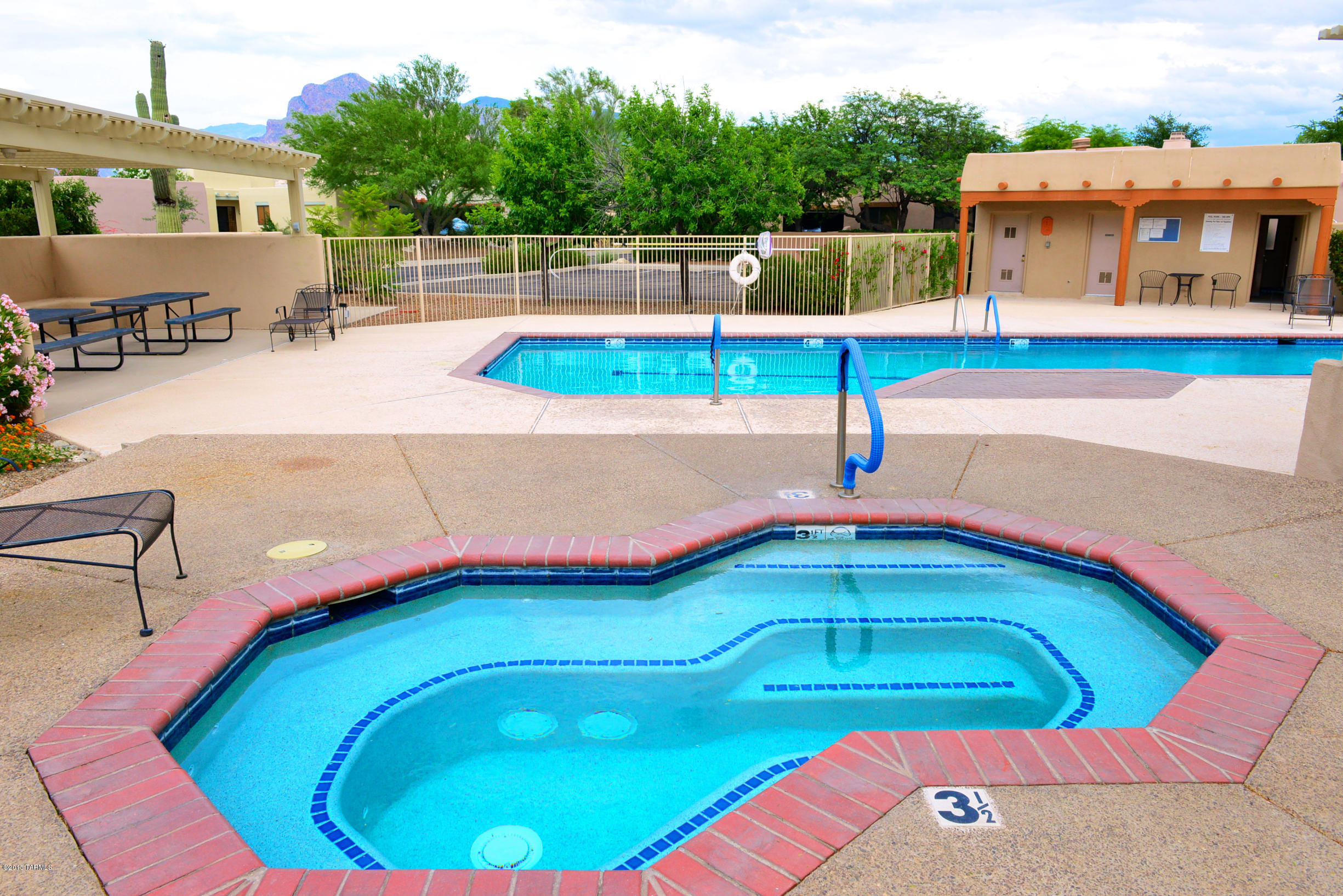 1624 W Chimayo Place