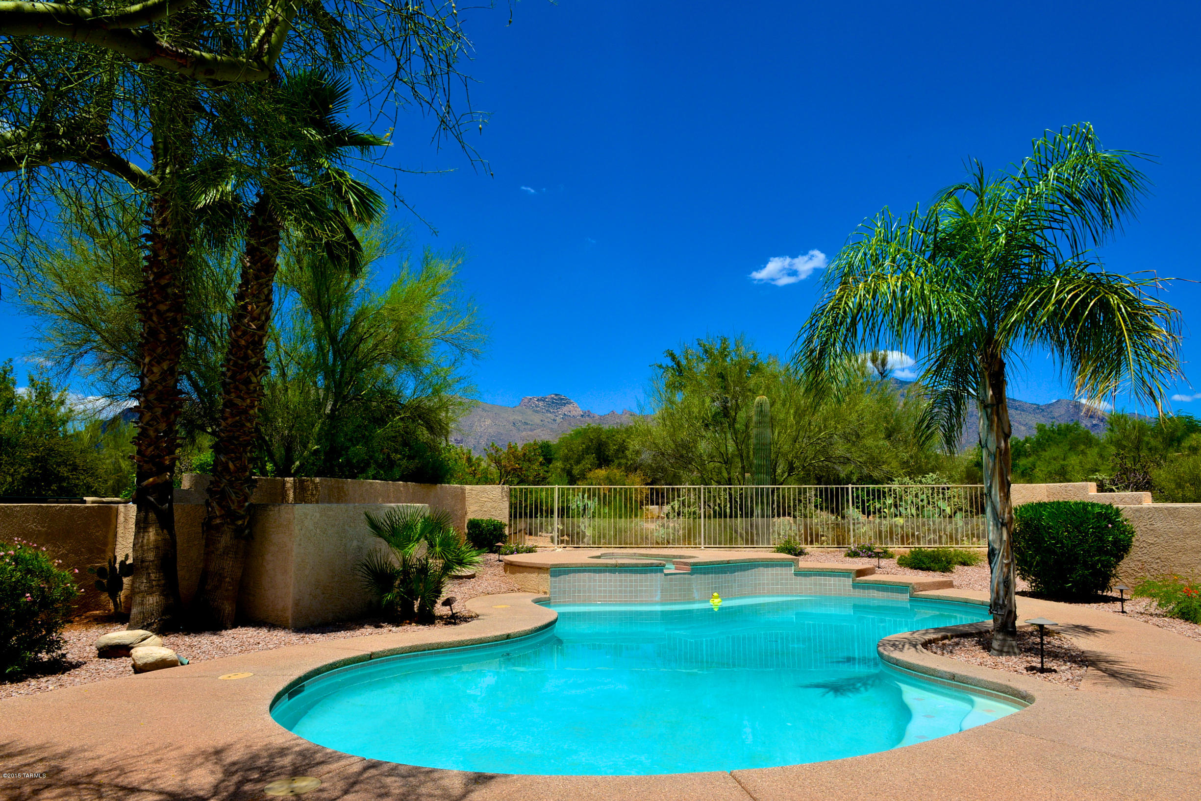 841 E Placita De Arnoldo