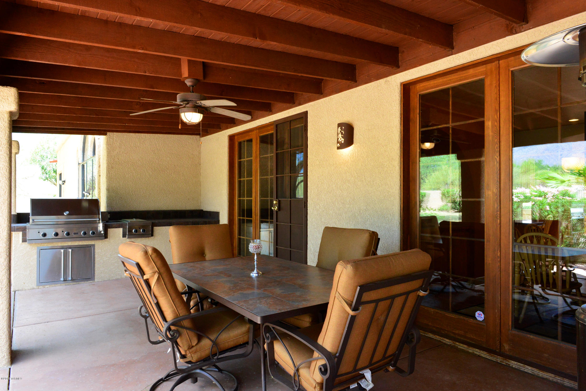 841 E Placita De Arnoldo