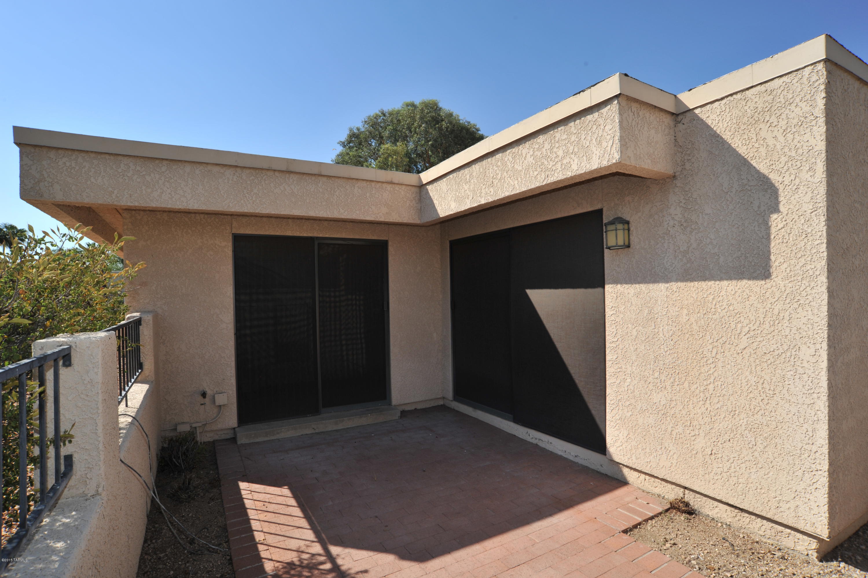 2587 W Old Glory Drive