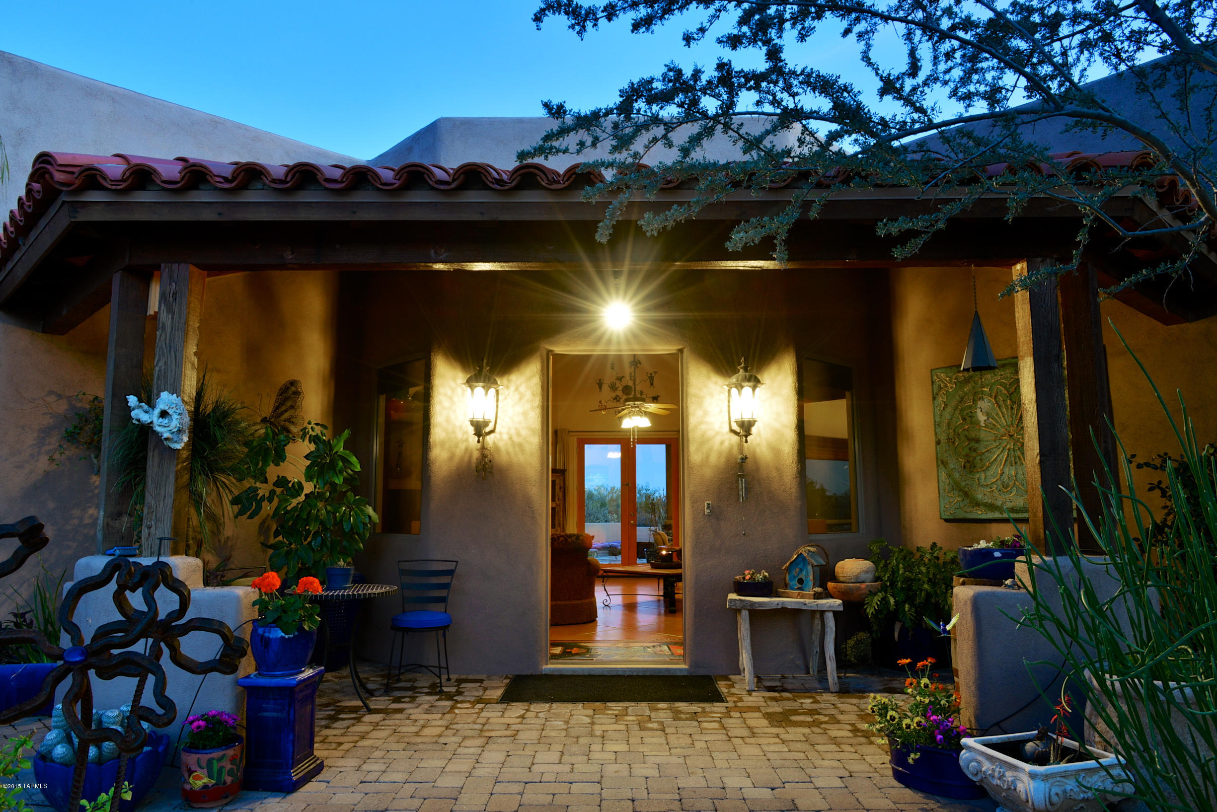 2626 W Desert Splendor Court