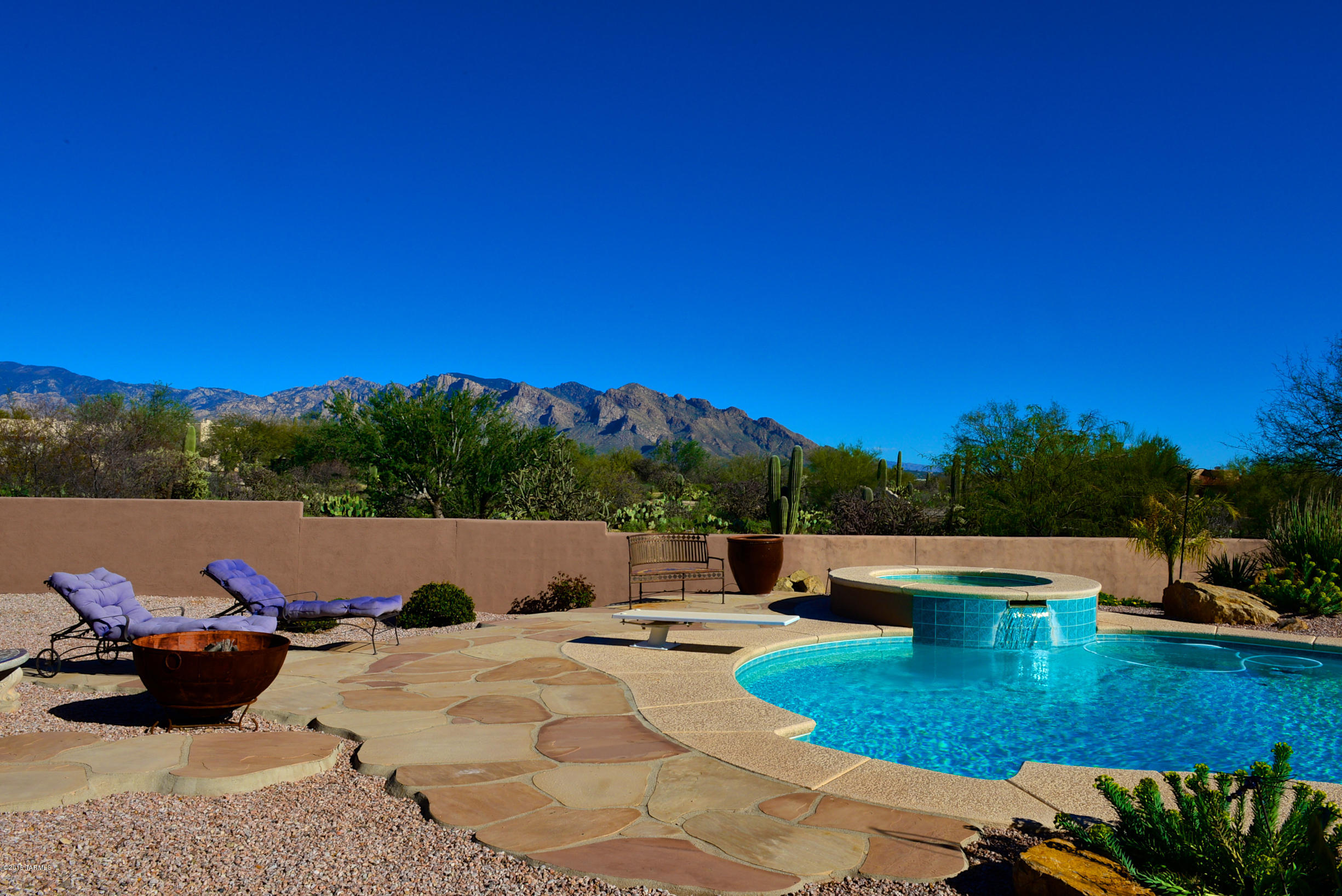2626 W Desert Splendor Court