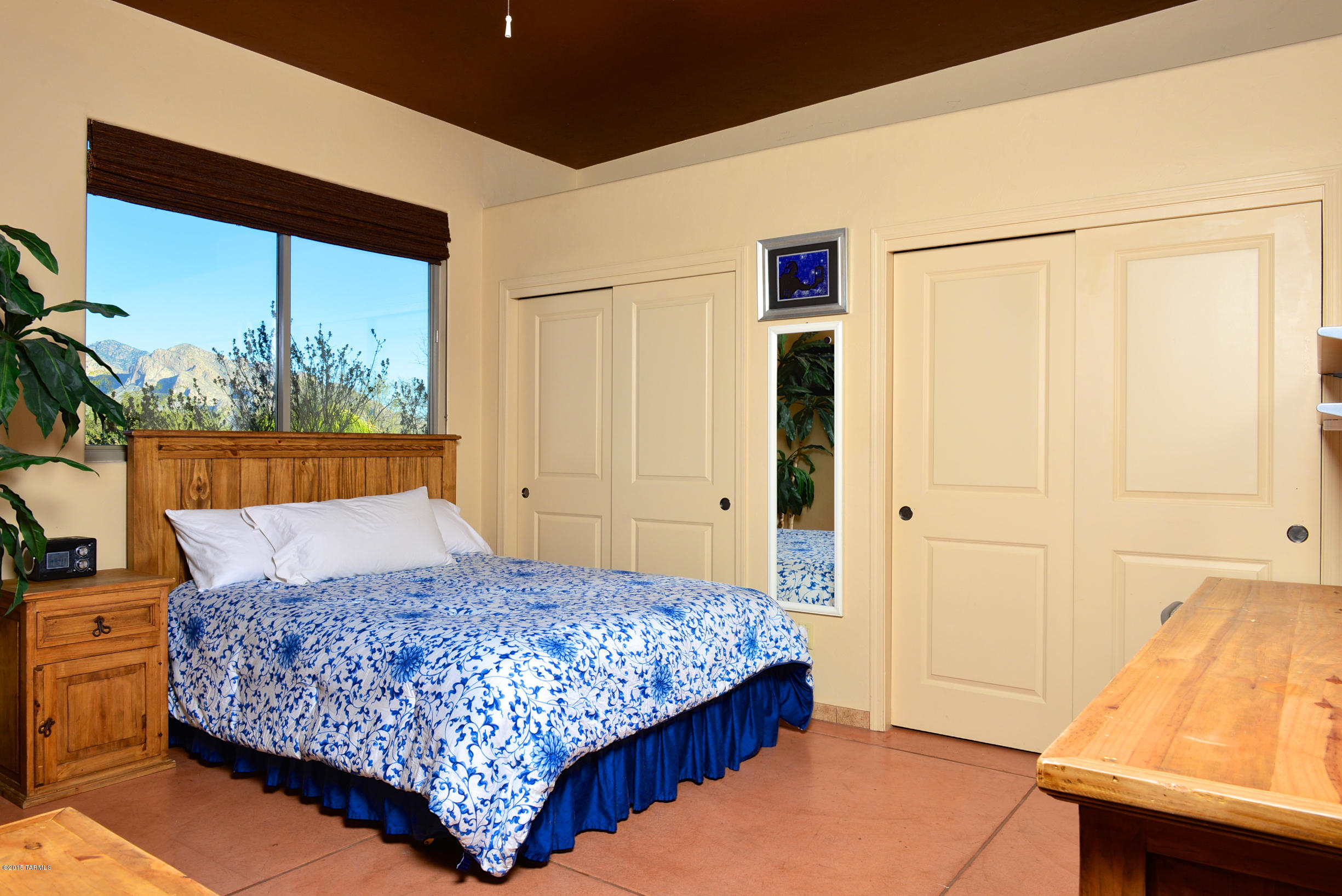 2626 W Desert Splendor Court