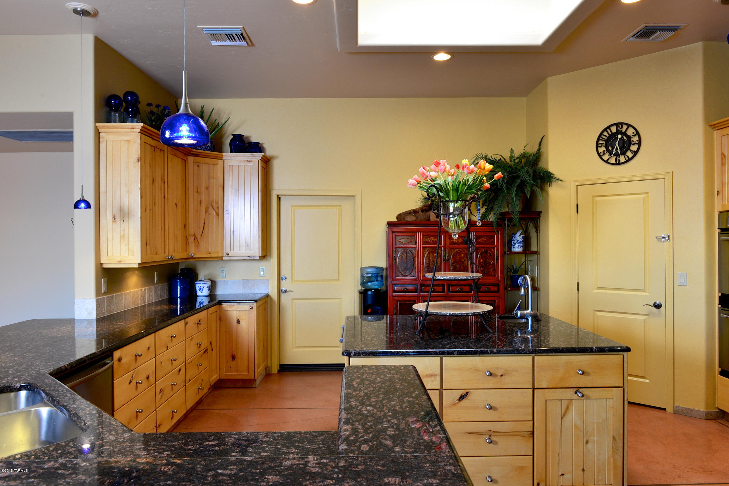 2626 W Desert Splendor Court