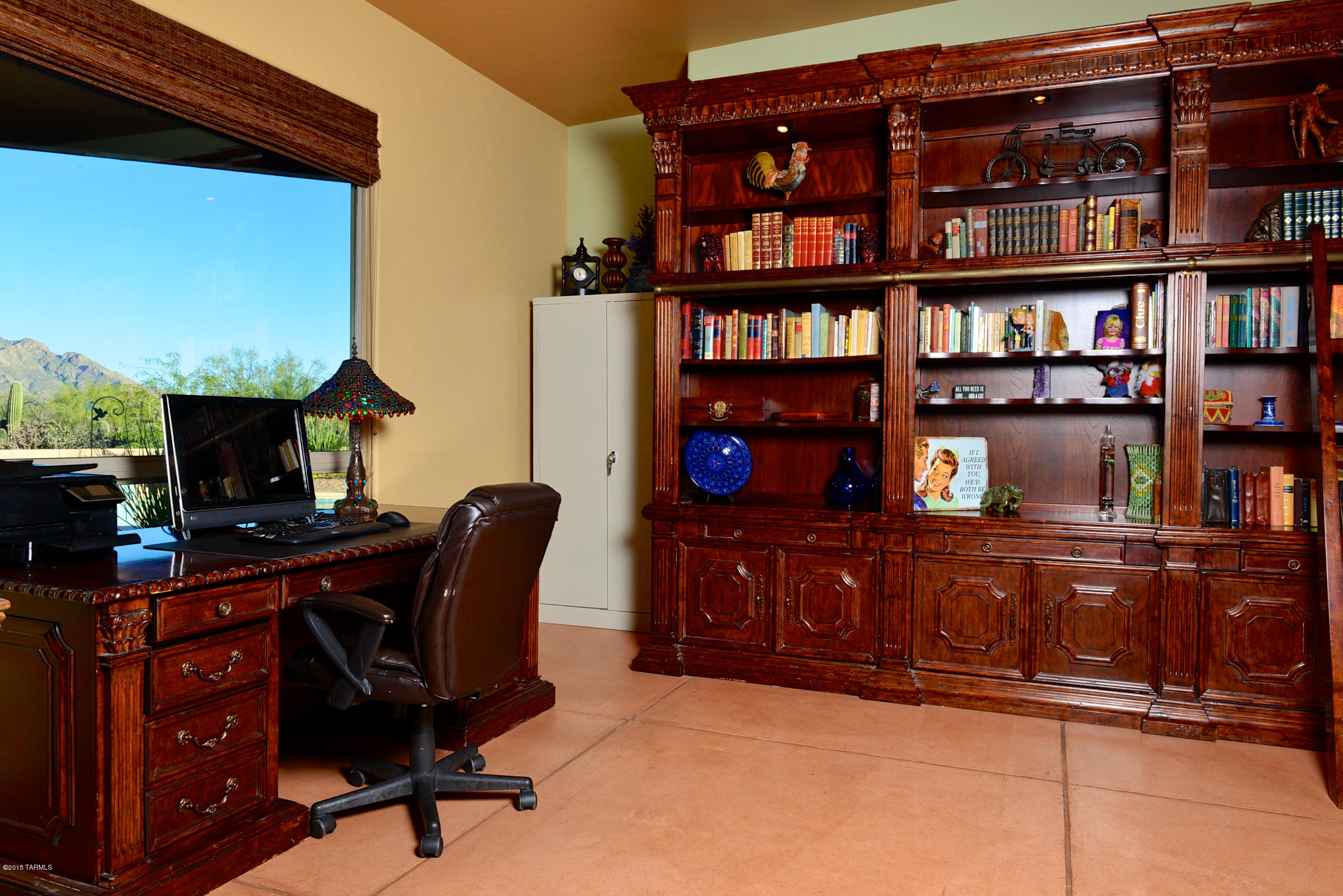 2626 W Desert Splendor Court