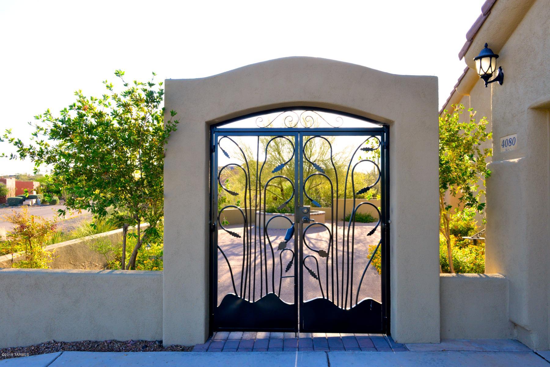 4080 W Bent Saguaro Court