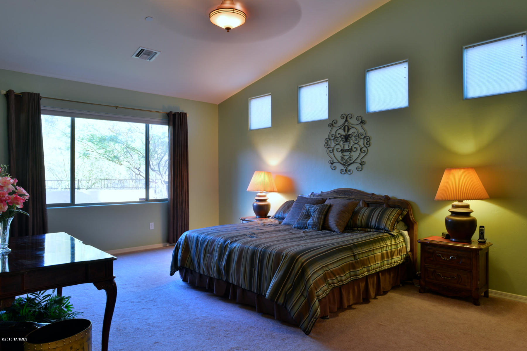 4080 W Bent Saguaro Court