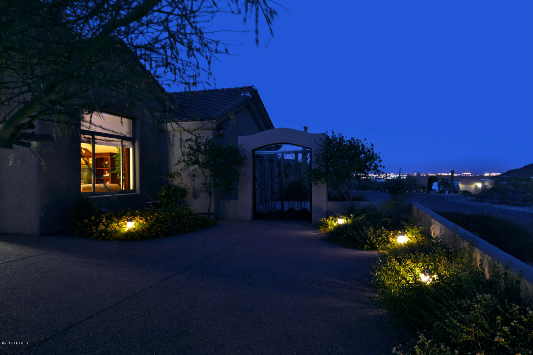 4080 W Bent Saguaro Court